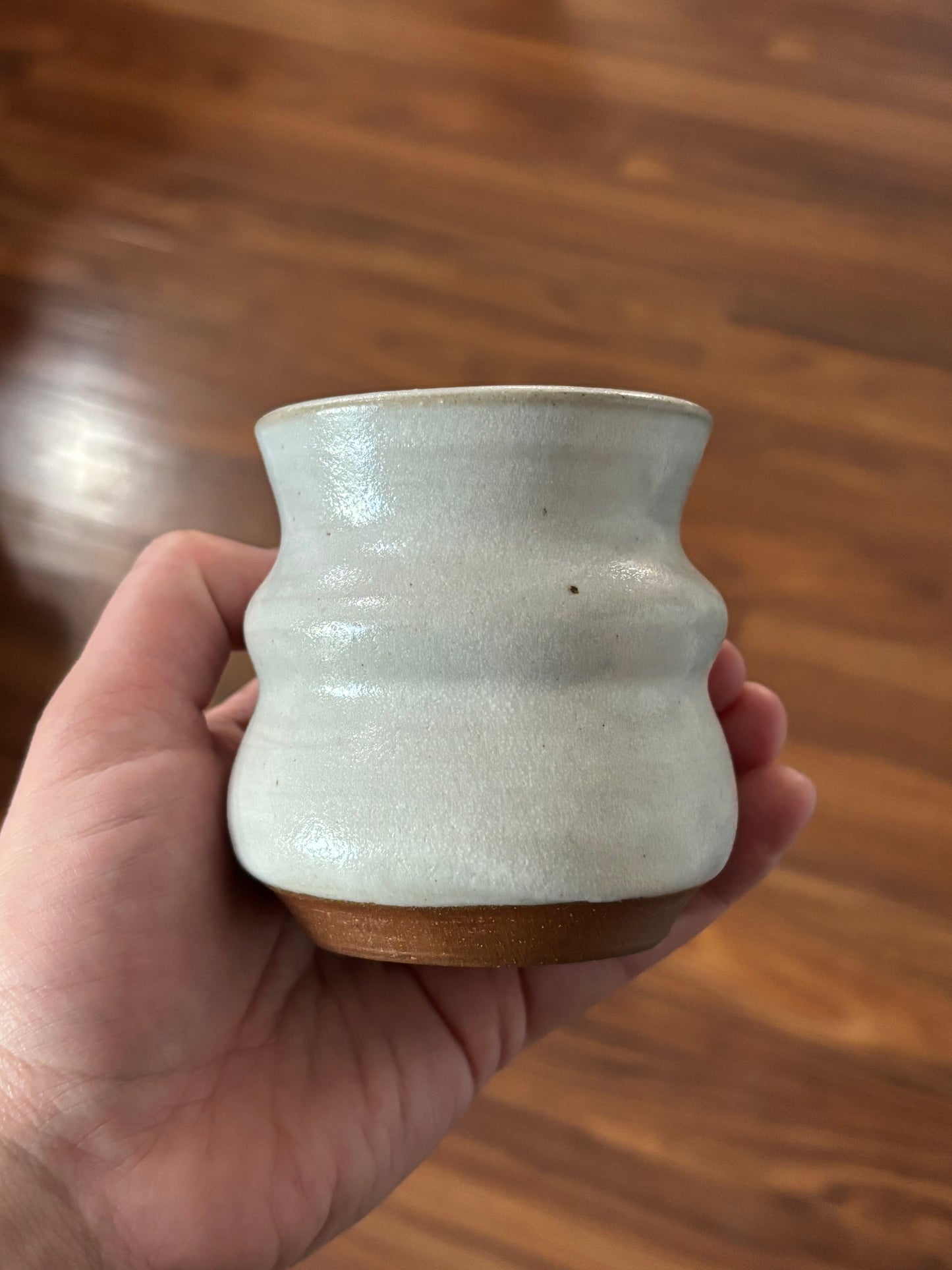 Mama/Dandelion/Mini Bud Vase - Wavy White