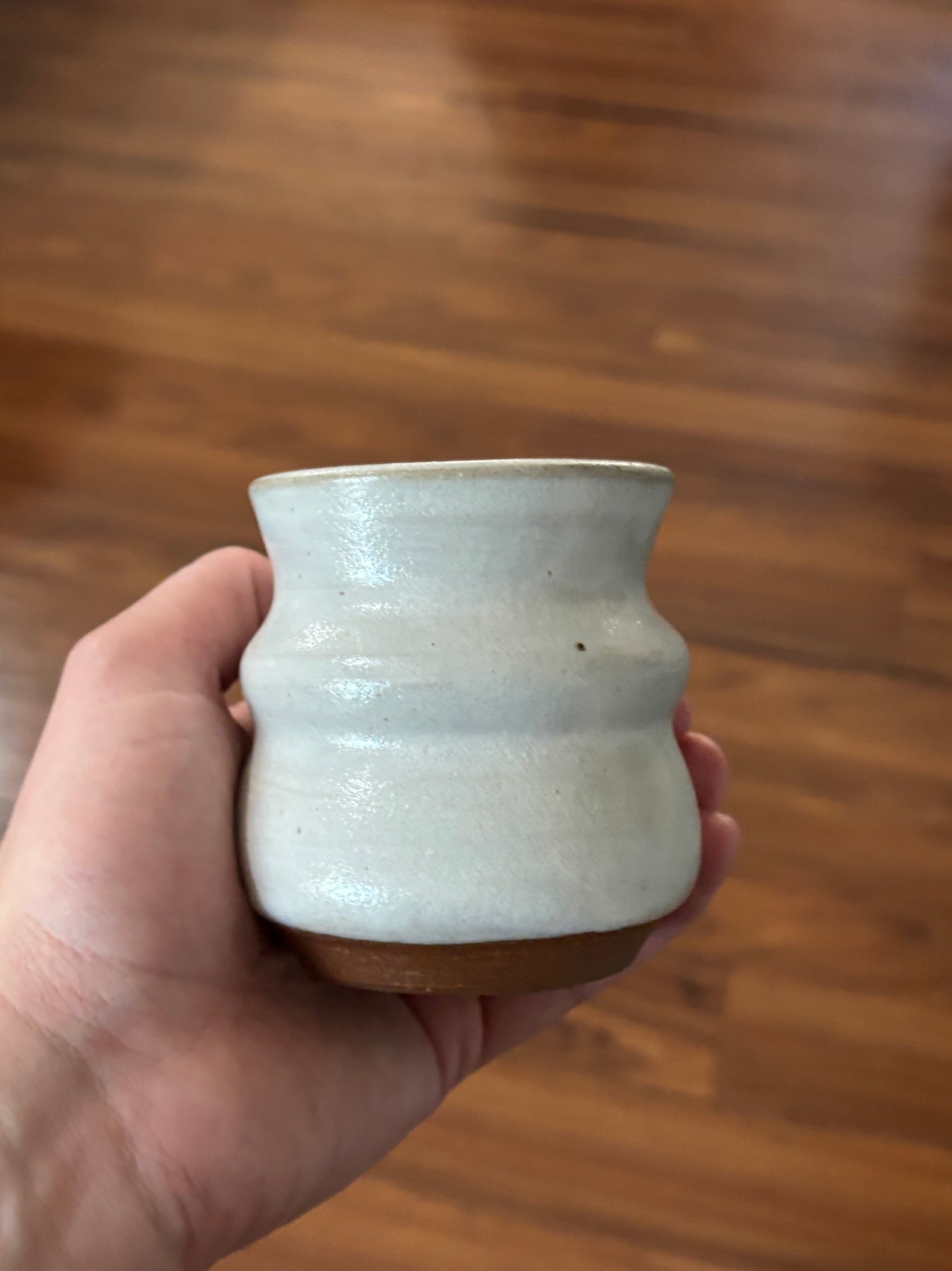 Mama/Dandelion/Mini Bud Vase - Wavy White