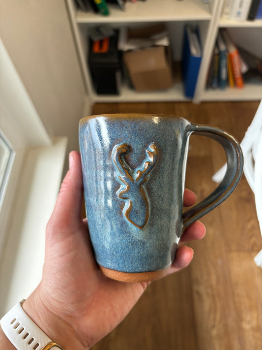 “Cinnamon” Deer Mug ~11oz