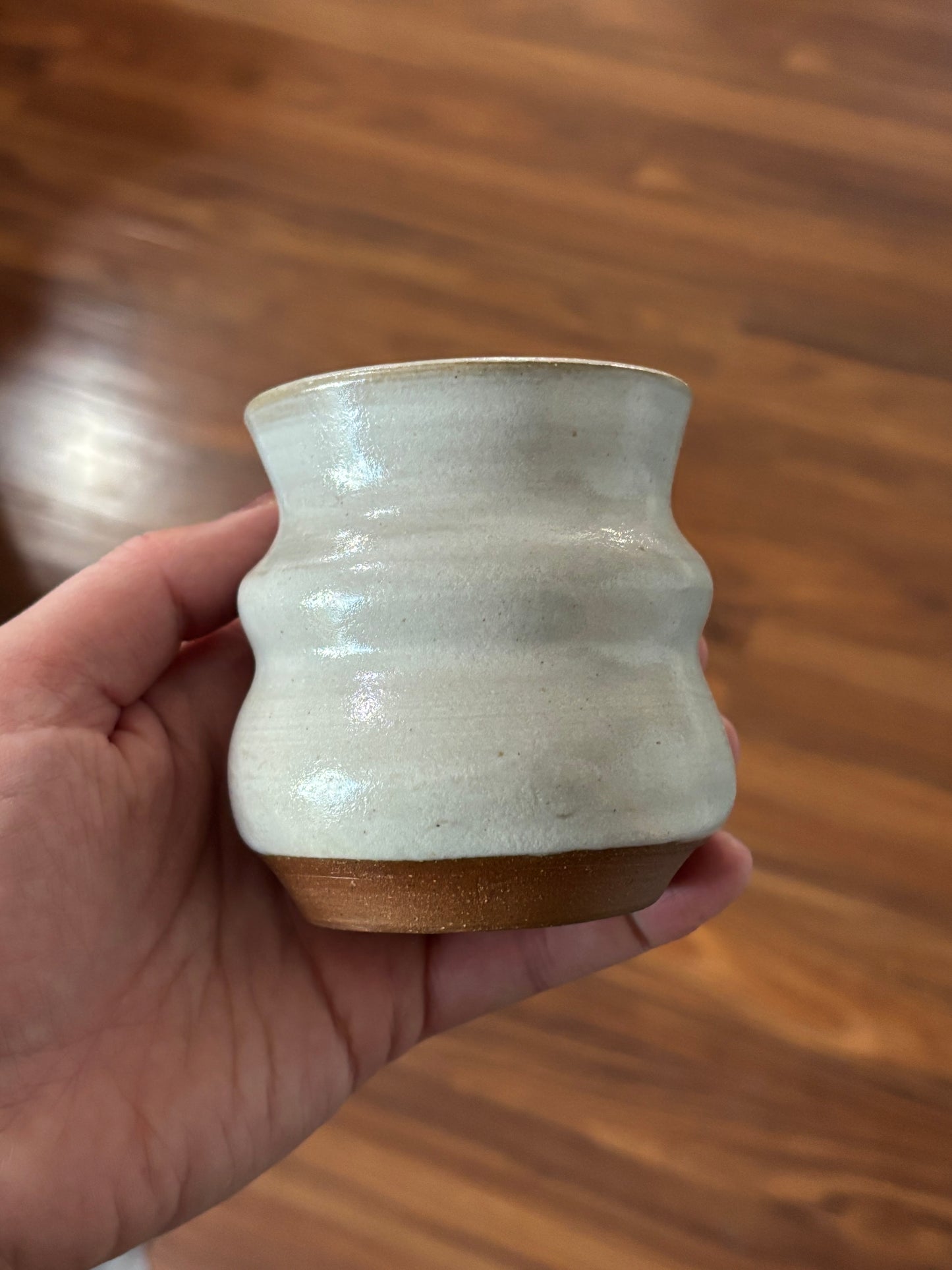 Mama/Dandelion/Mini Bud Vase - Wavy White