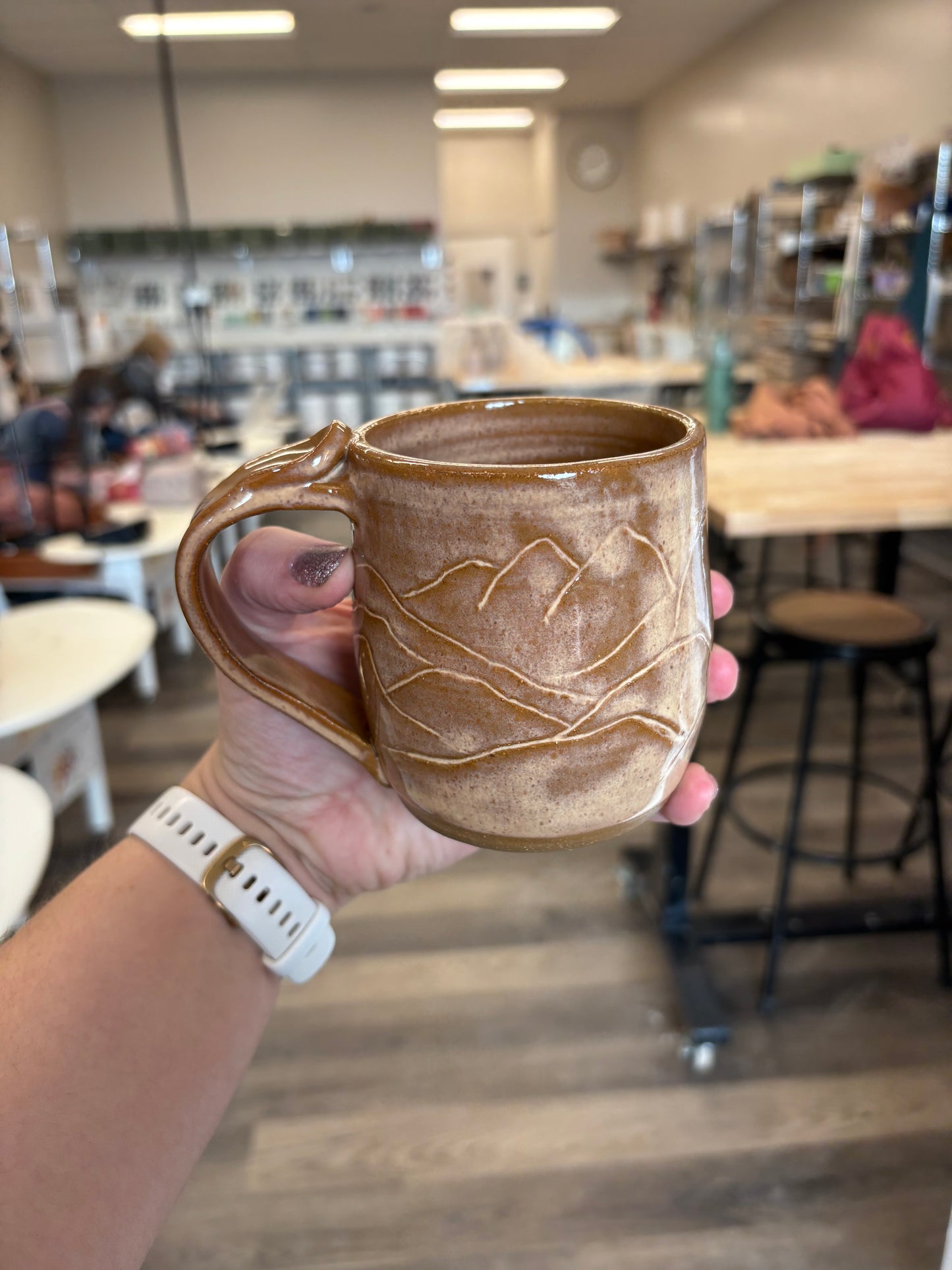 Custom Mountain Mug with Thumb Rest